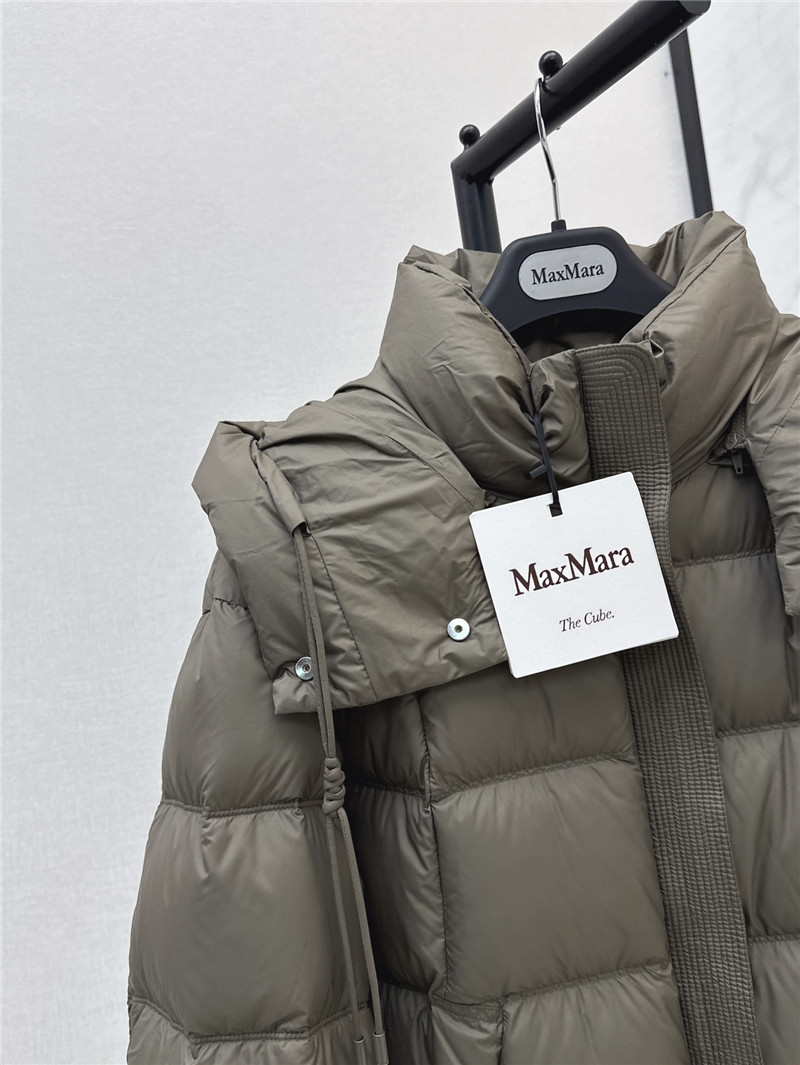 Vanitoo hooded down jacket