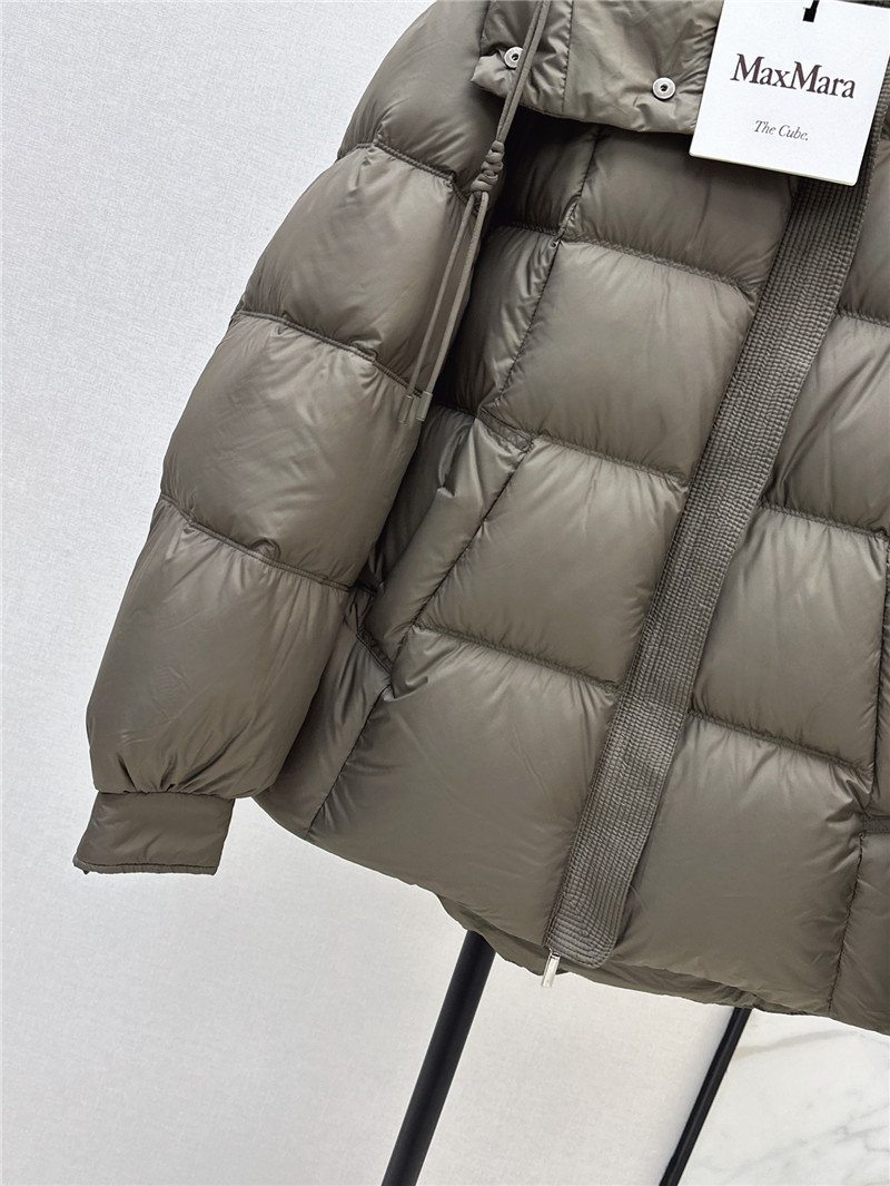 Vanitoo hooded down jacket