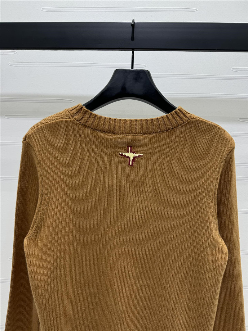 D10r x lewis hamilton brown sweater