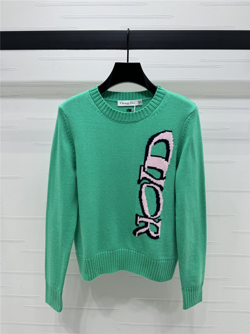 D10r x lewis hamilton green sweater