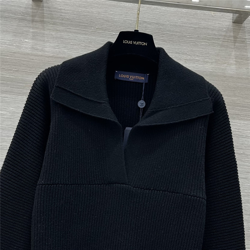 l0vis Vvtt0n half-zip lapel wool sweater