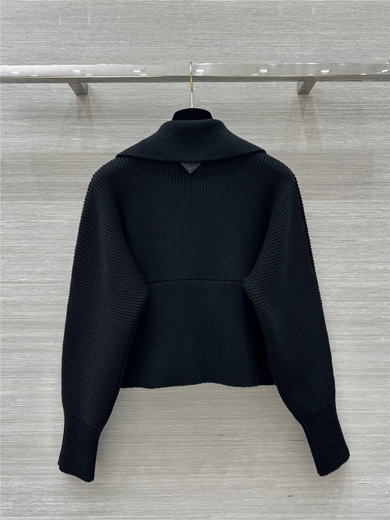 l0vis Vvtt0n half-zip lapel wool sweater