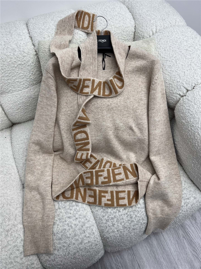 F**di logo ribbon wool sweater beige