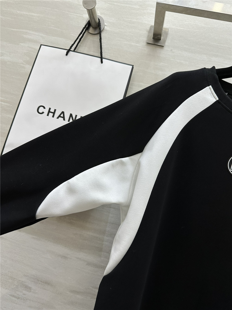 Ch**el patchwork loose fleece sweatshirt black