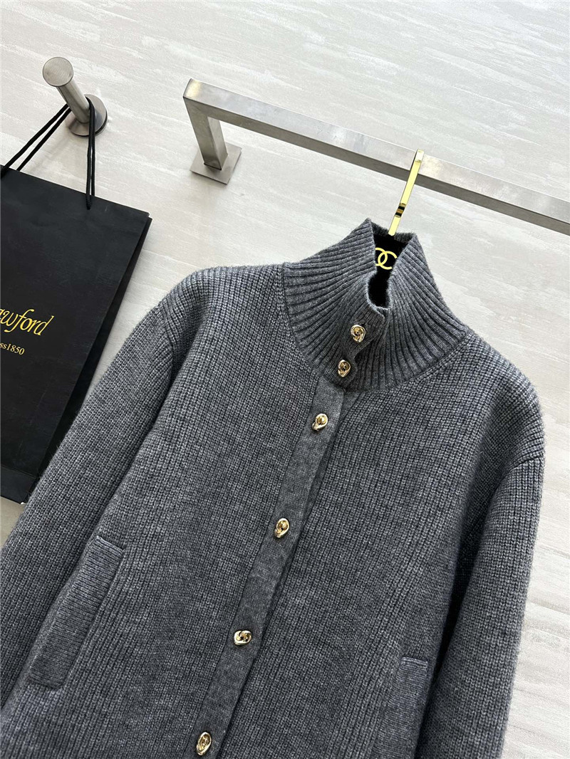 b0tt*ga Ven*ta grey turtleneck cardigan