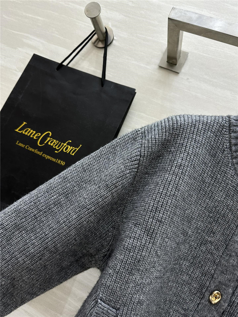 b0tt*ga Ven*ta grey turtleneck cardigan