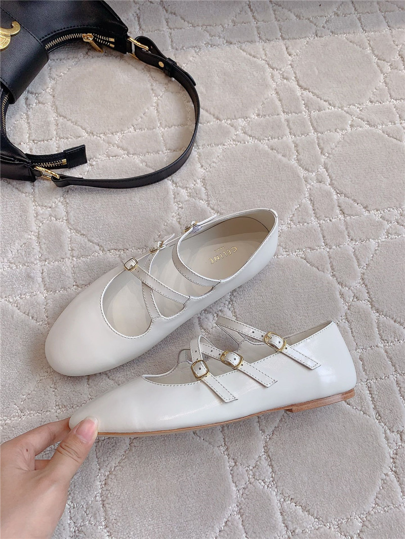 Ce1i*e babies ballerinas white patent calfskin