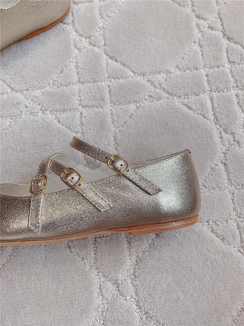 Ce1i*e babies ballerinas silver patent calfskin