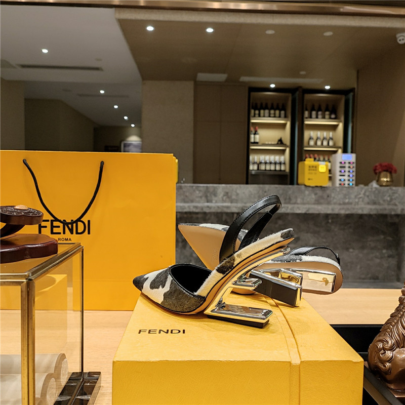 F**di sculpted-heel pumps in suede cowhide