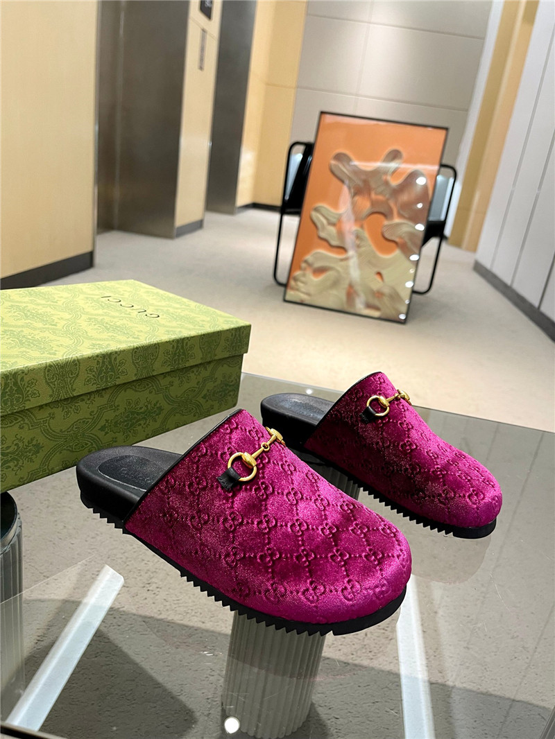 Gvc*1 horsebit mule fuchsia gg suede