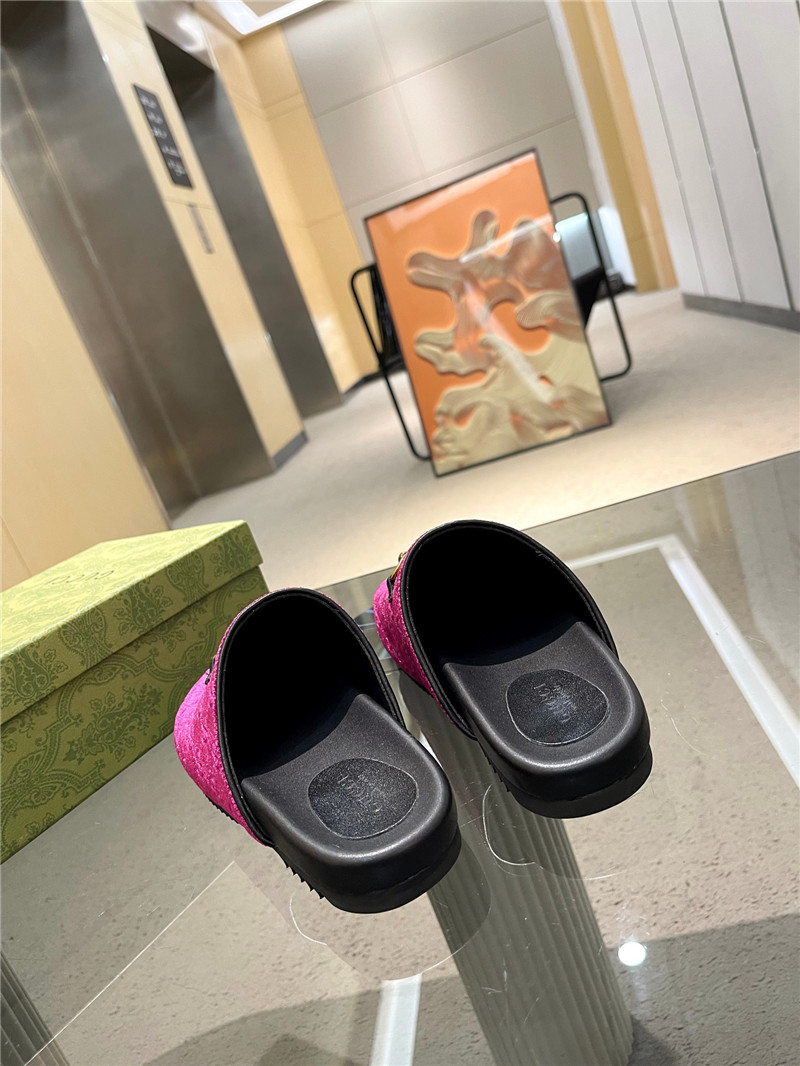 Gvc*1 horsebit mule fuchsia gg suede