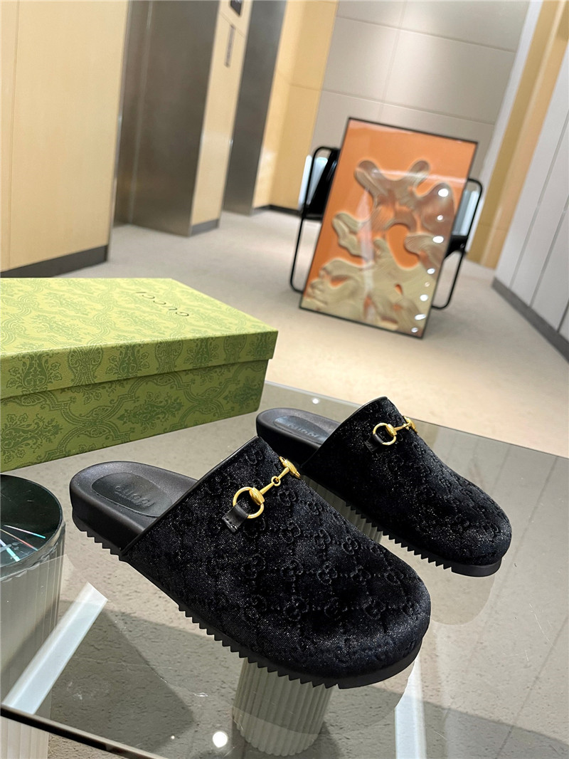 Gvc*1 horsebit mule black gg suede