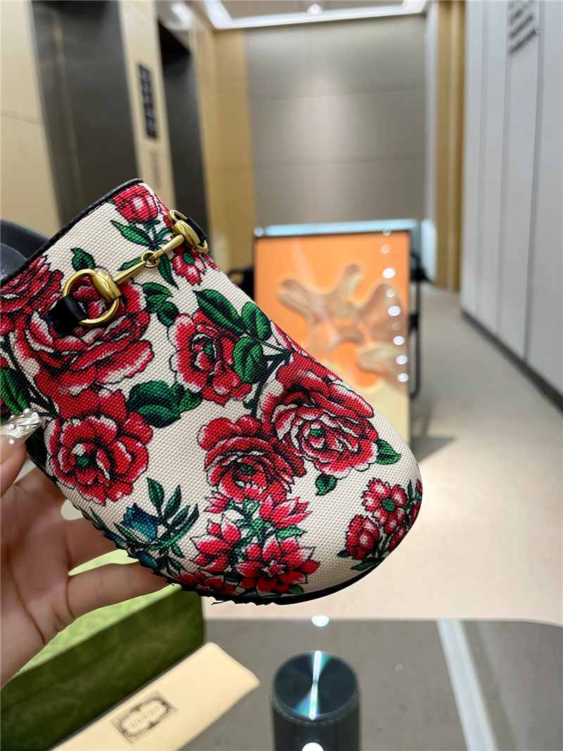 Gvc*1 horsebit mule floral printed canvas