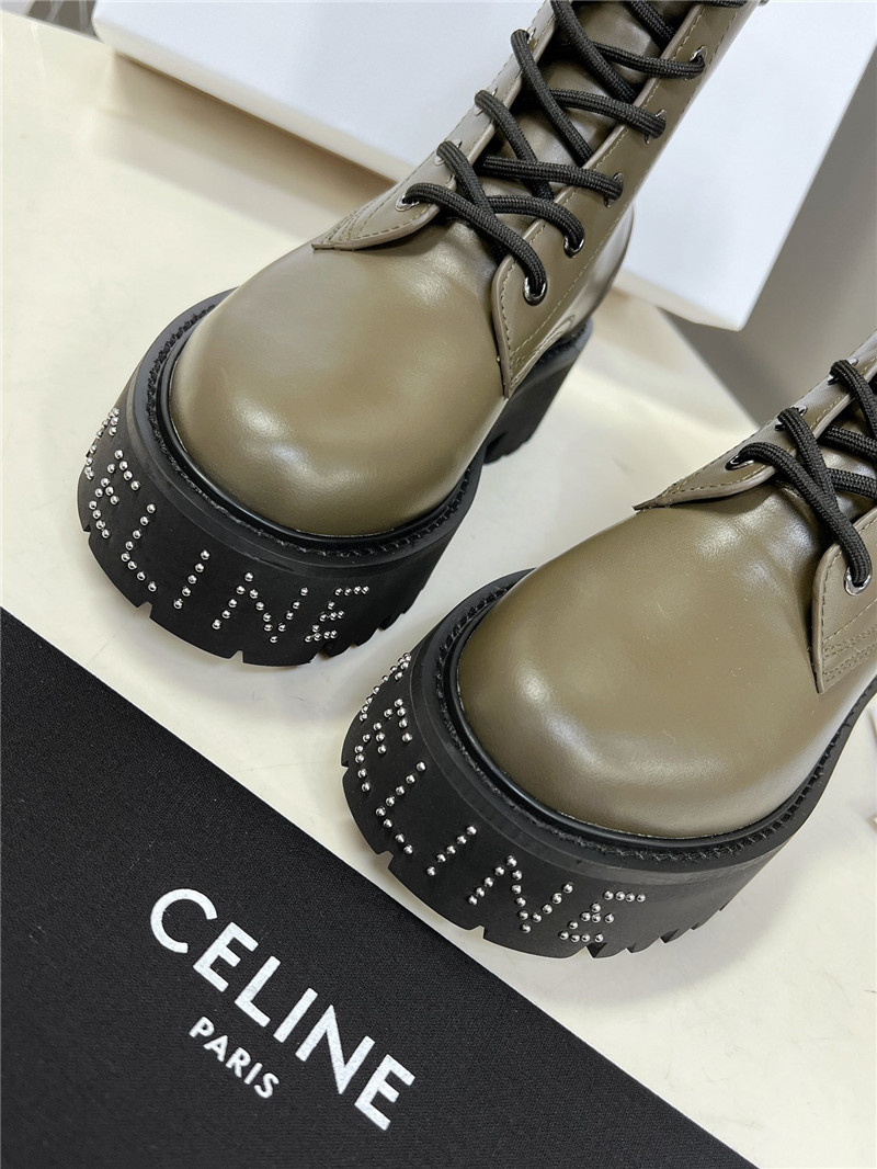 Ce1i*e margaret green double buckle ankle boots
