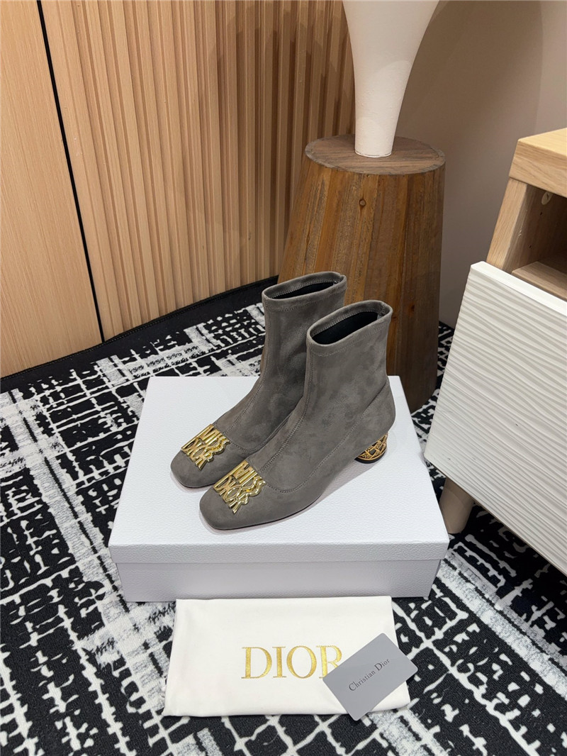 D10r cd icon gray heeled ankle boots
