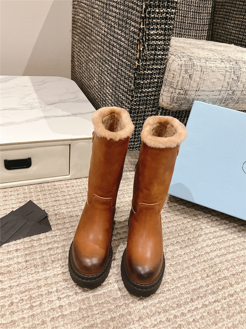 Pra*a women brown shearling leather boots