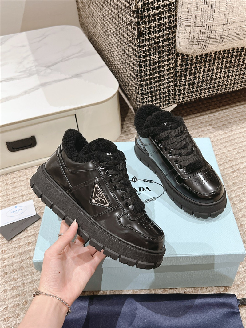 Pra*a black patent leather winter sneakers