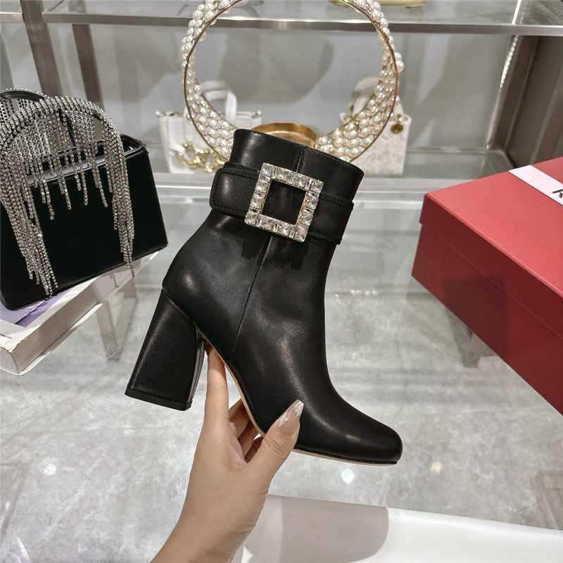 roger u1u1er leather buckle ankle booties