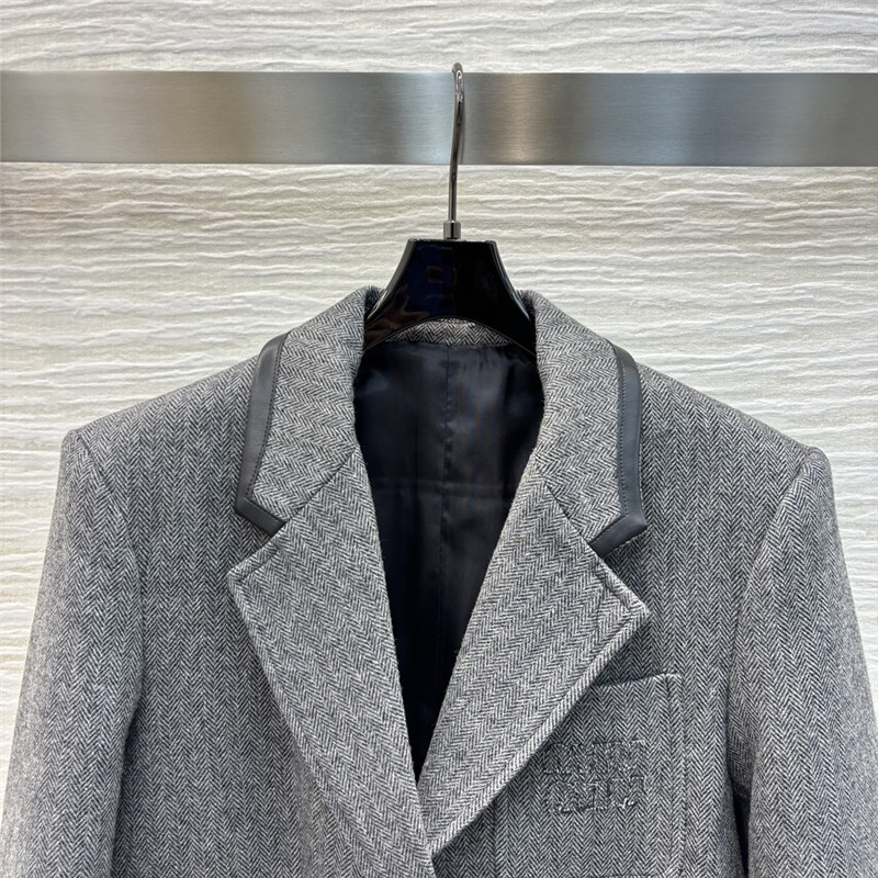 M1um1u contrast color shoulder pad suit