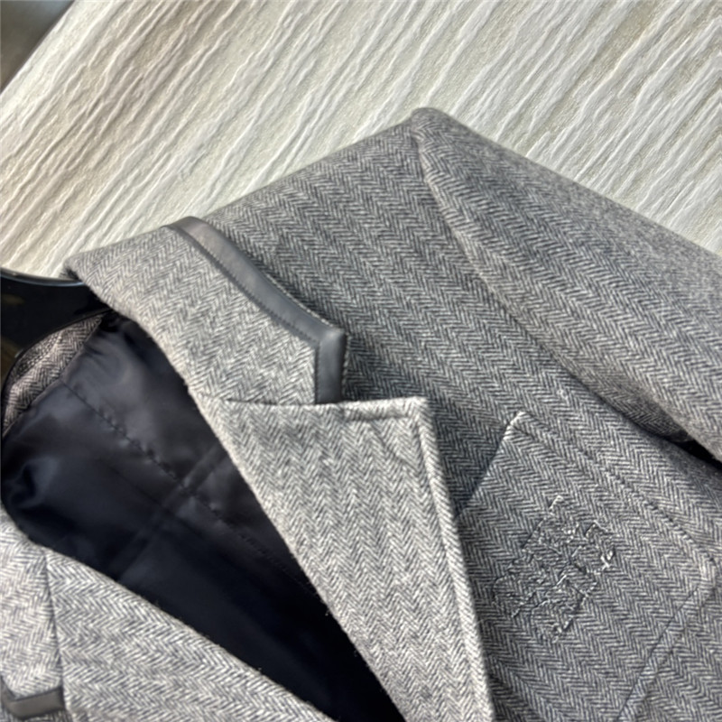 M1um1u contrast color shoulder pad suit