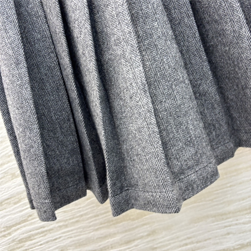 M1um1u pleated skirt