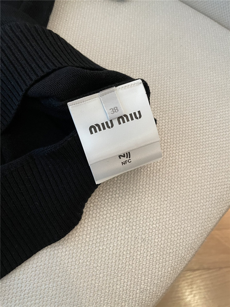 Miu Miu Logo-Intarsia Cashmere Top Black