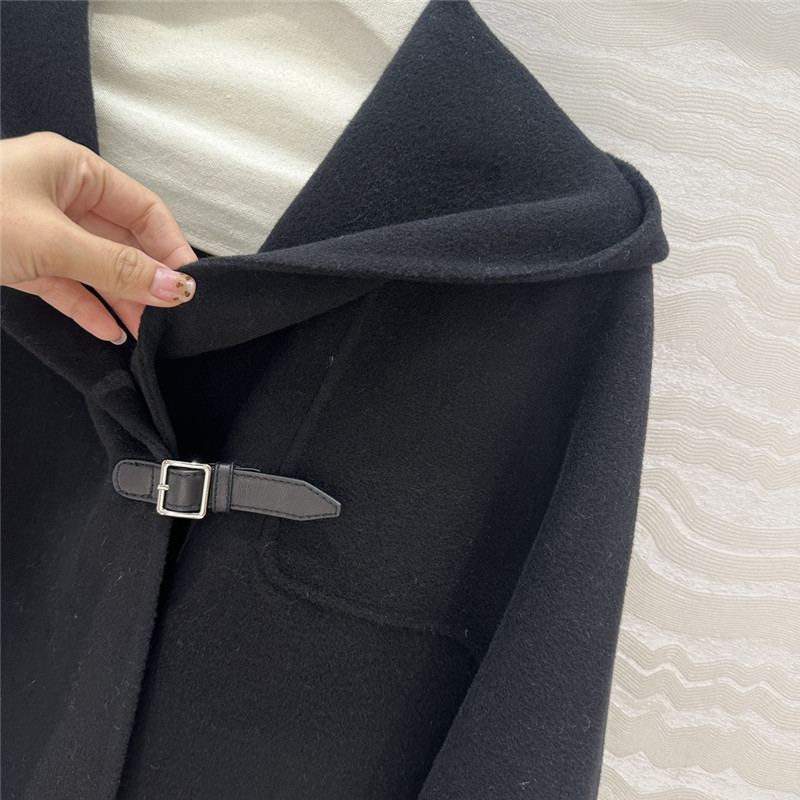 H**me5 hooded cashmere coat