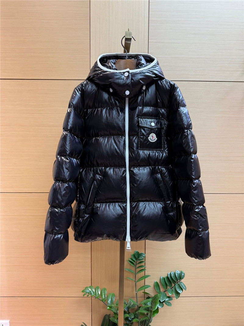 Moncler short hooded down jacket