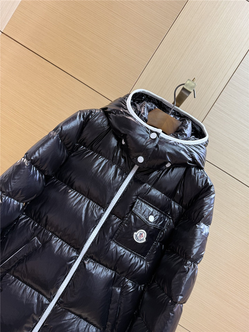Moncler short hooded down jacket