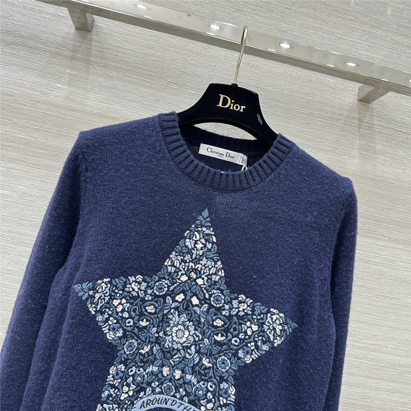 D10r embroidered wool sweater navy