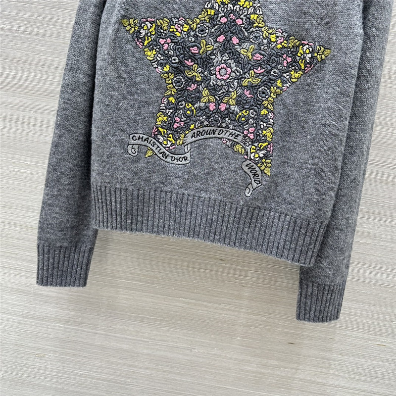 D10r embroidered wool sweater grey