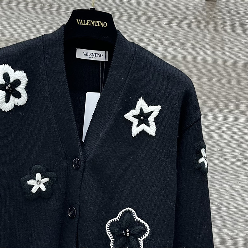 Va1e*ntin0 cropped floral cardigan navy