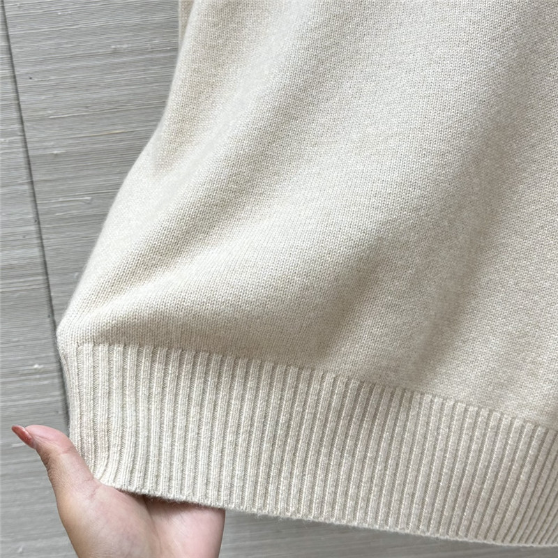 L0r0 P1ana trim beige cashmere sweater