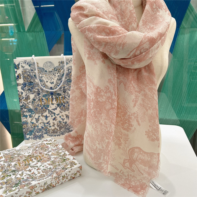 D10r jouy print shawl