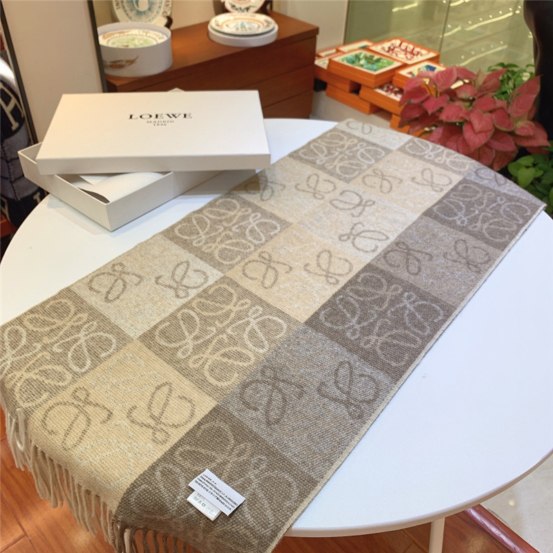 L0ew* two tone checkerboard scarf