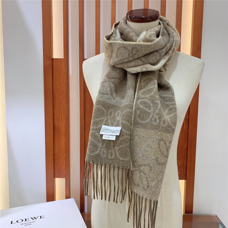 L0ew* two tone checkerboard scarf