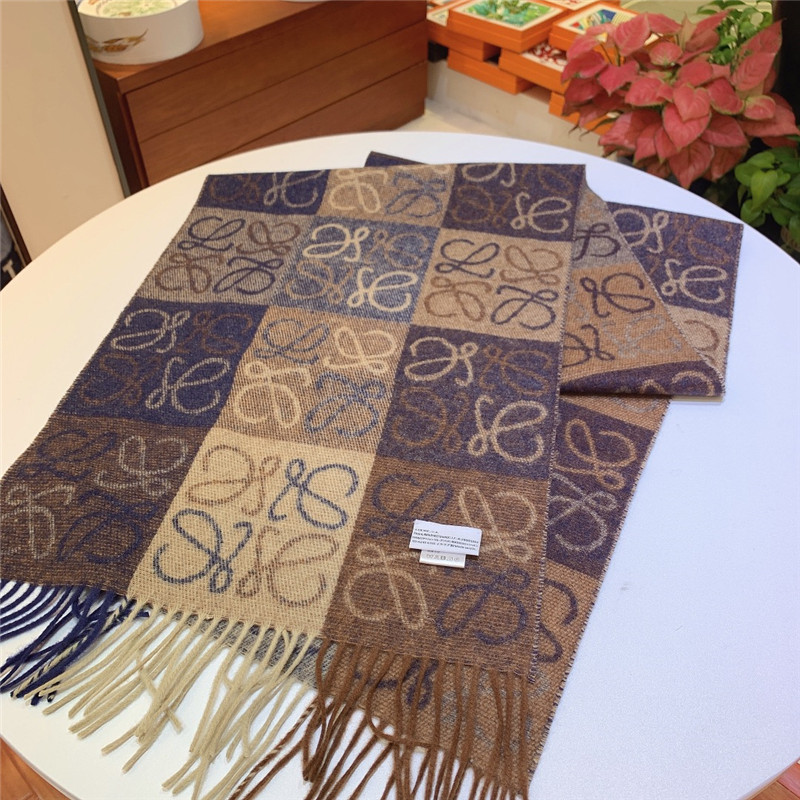 L0ew* two tone checkerboard scarf