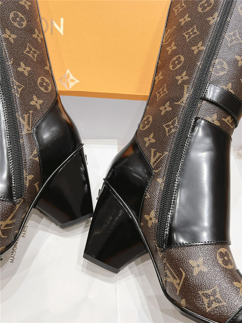 l0vis Vvtt0n monogram leather high boots