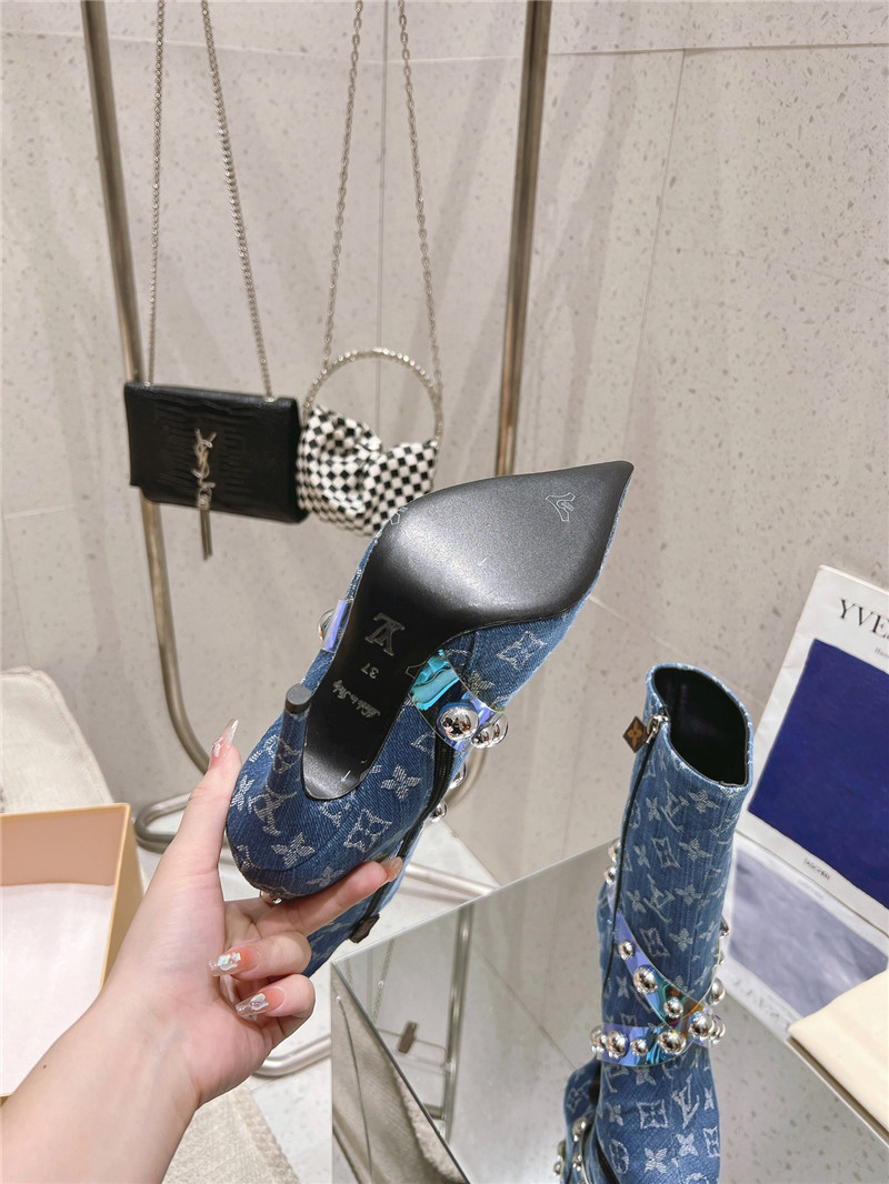l0vis Vvtt0n denim monogram boots