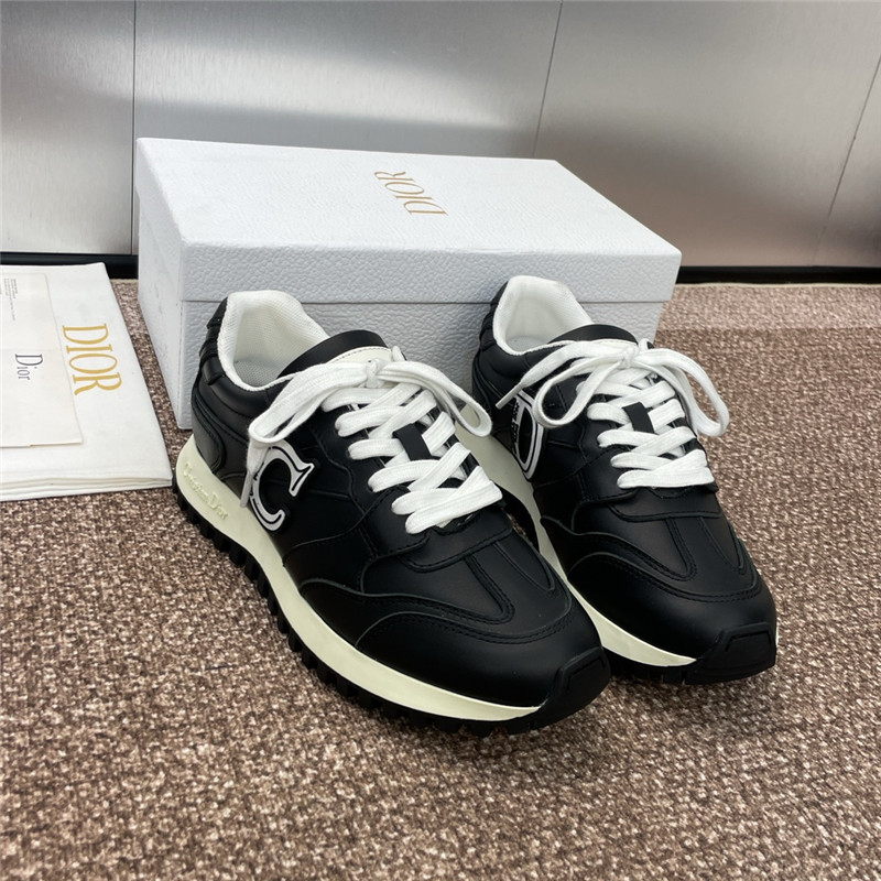 D10r black leather c’est sneakers