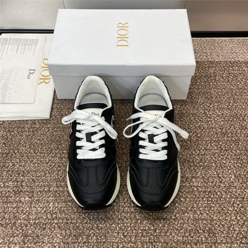 D10r black leather c’est sneakers