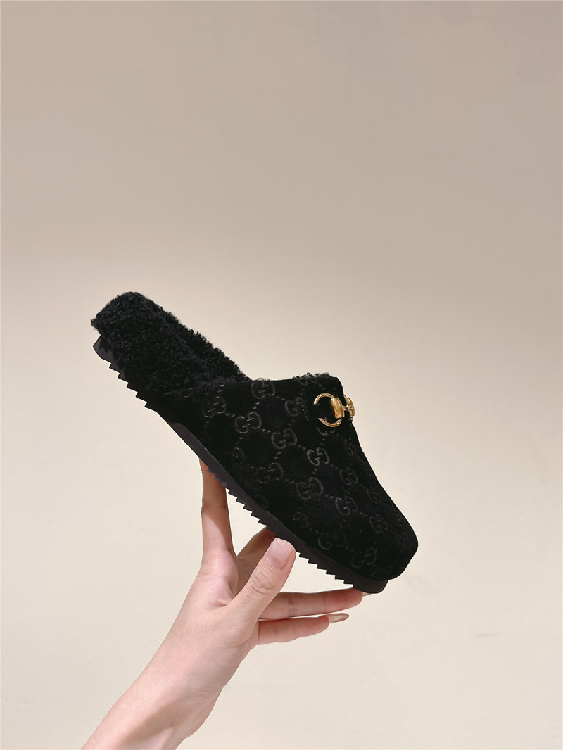 Gvc*1 wool horsebit mule in black gg suede