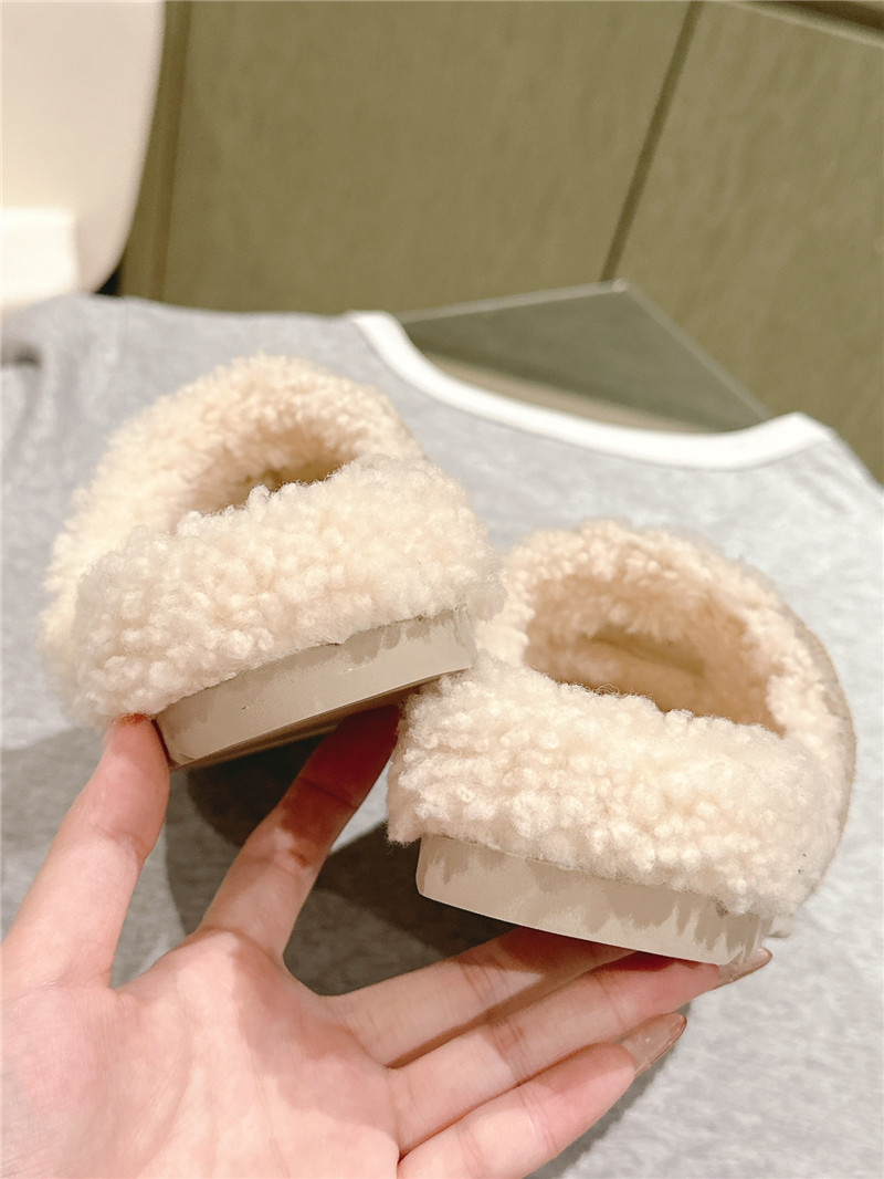 Gvc*1 wool horsebit mule in beige gg suede