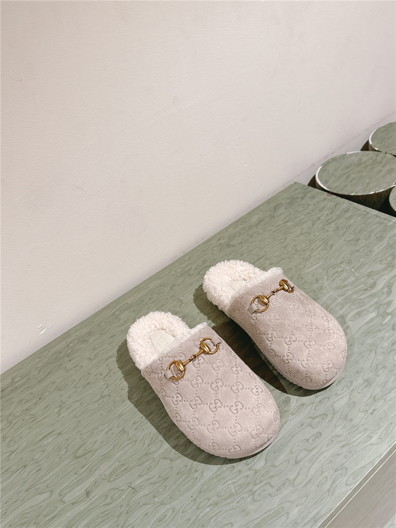 Gvc*1 wool horsebit mule in beige gg suede