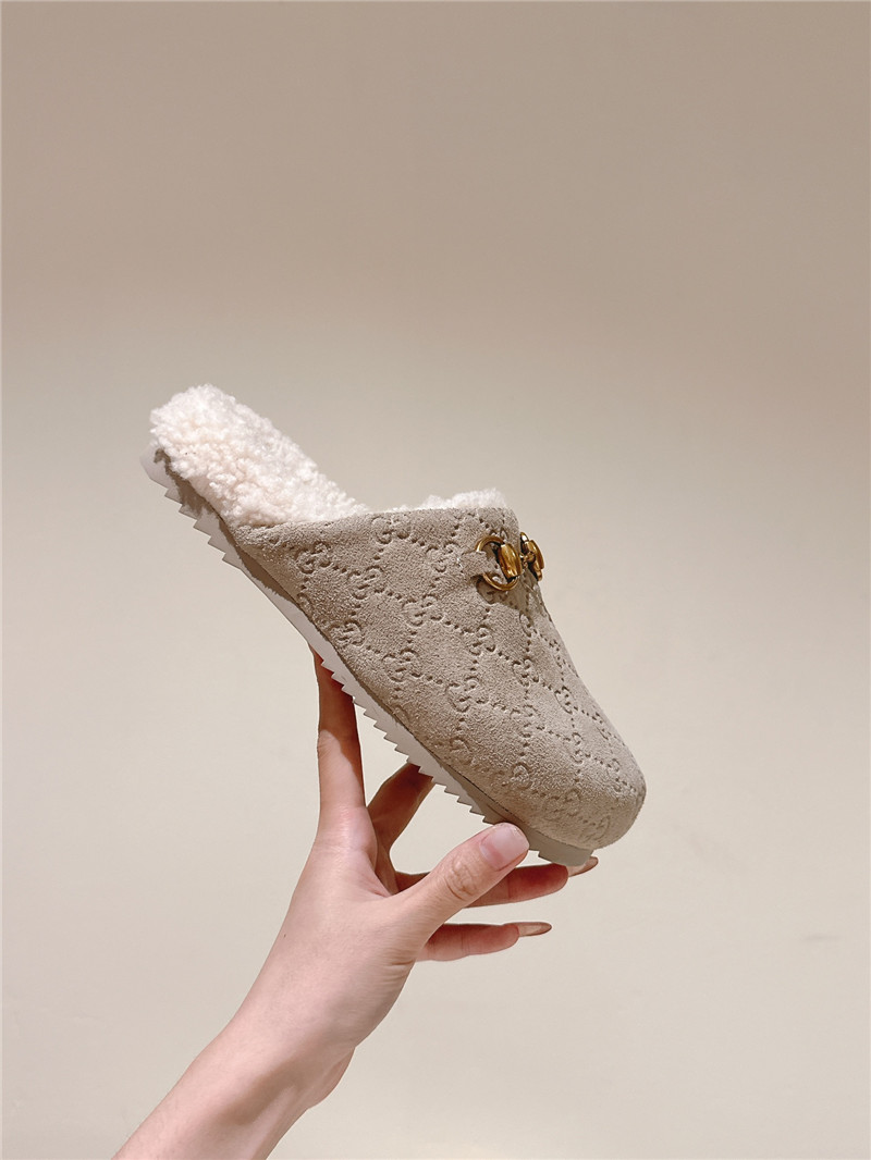 Gvc*1 wool horsebit mule in beige gg suede