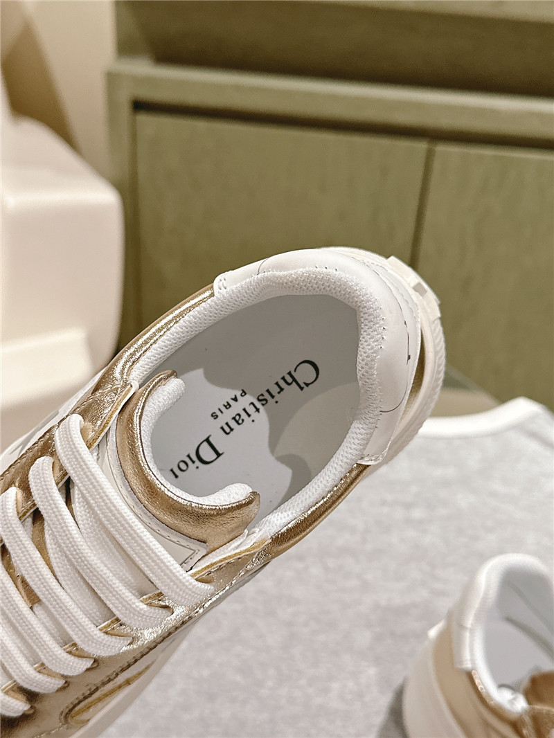 D10r gold star platform sneakers