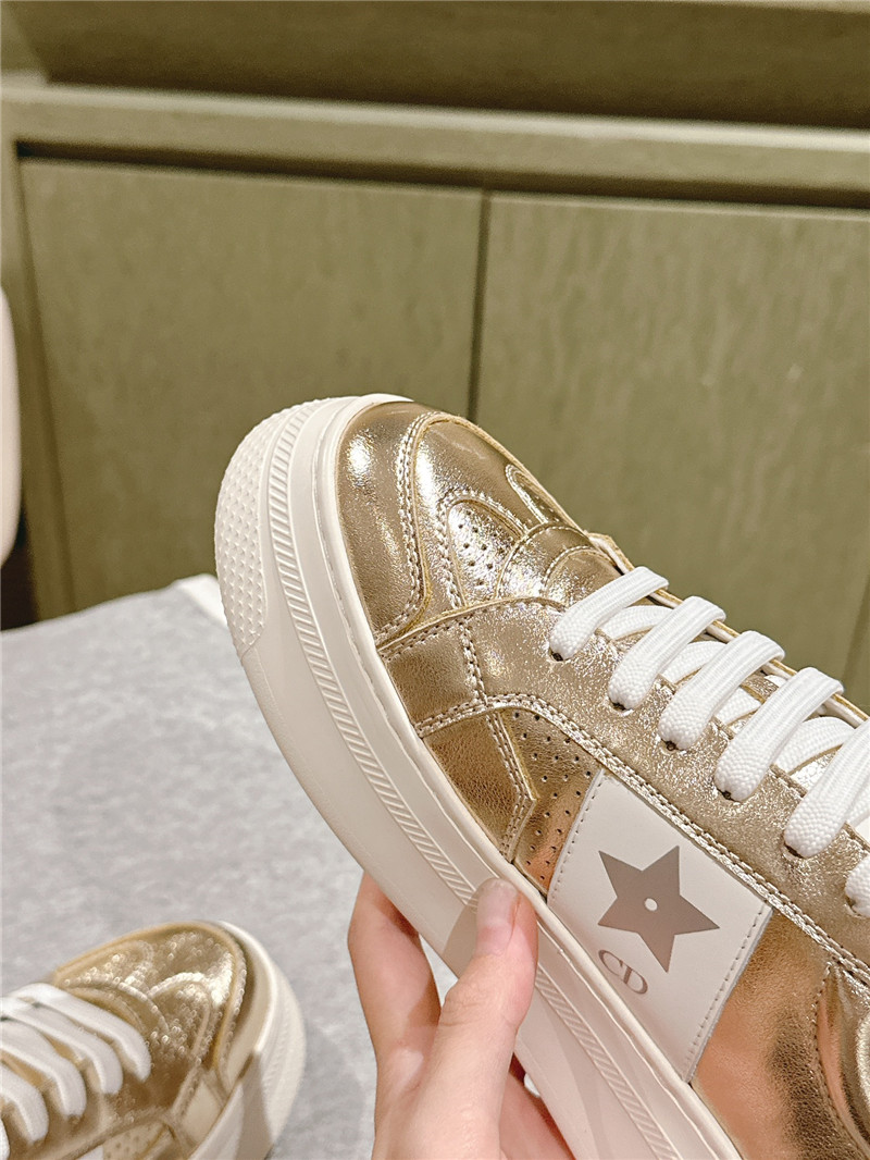D10r gold star platform sneakers