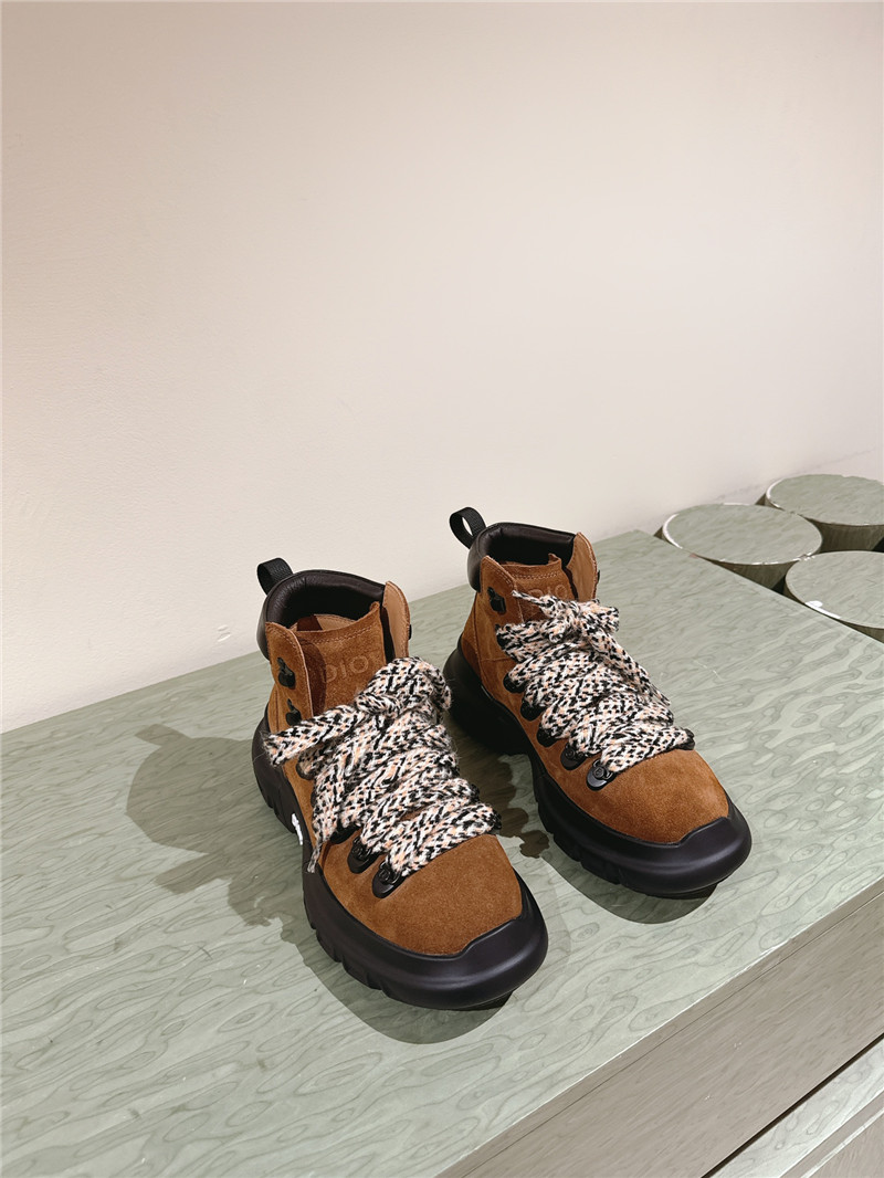 D10r lace-up high-top ankle boots brown