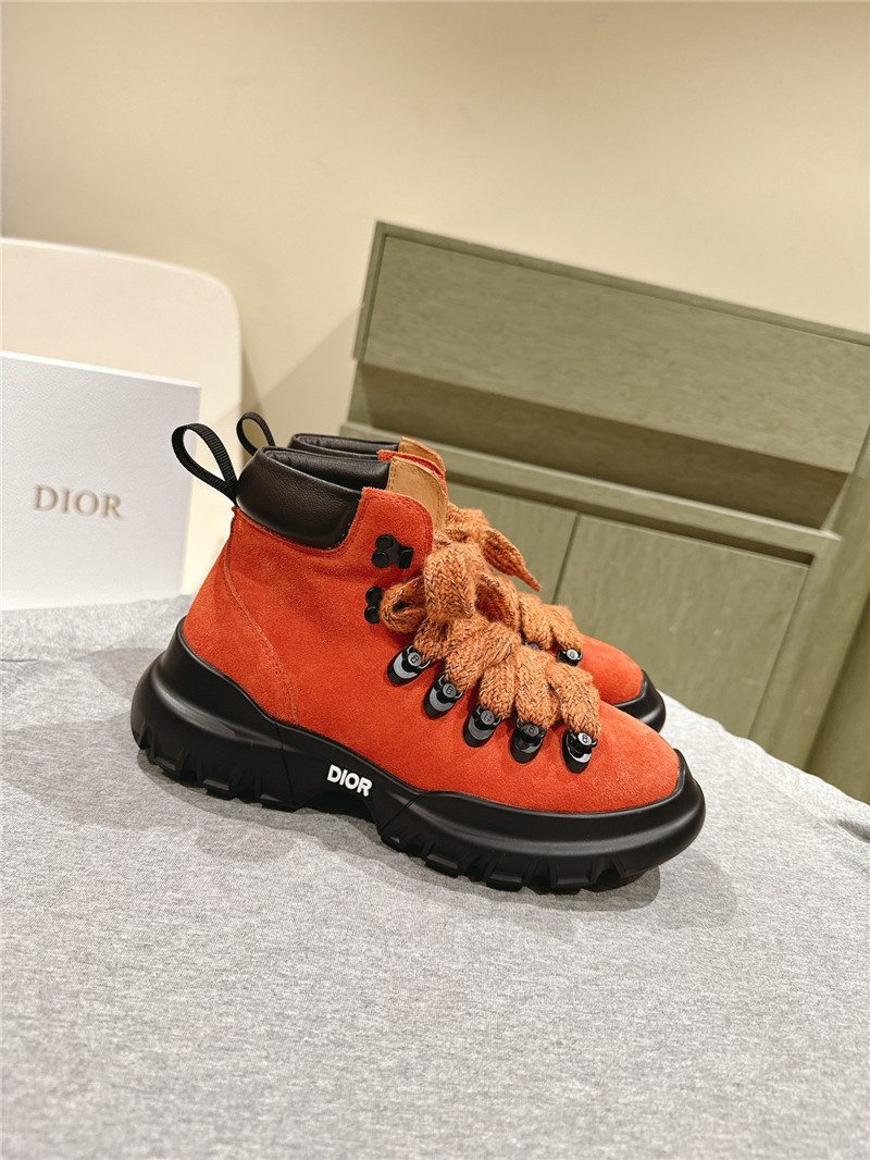 D10r orange lace-up high-top ankle boots