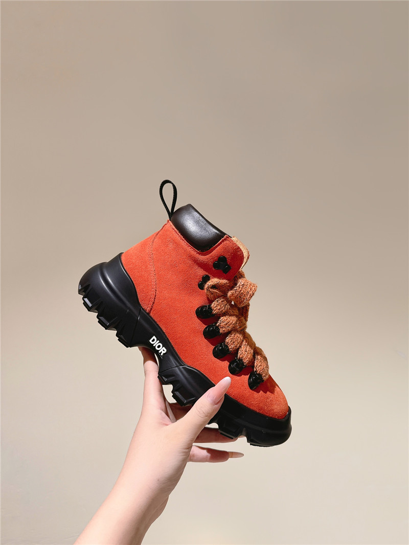 D10r orange lace-up high-top ankle boots
